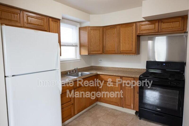 Philadelphia House: 109 Lockart Plaza - 2