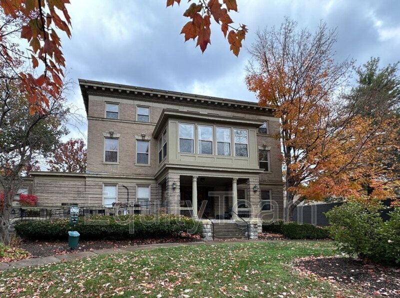 Cincinnati Condo: 3901 Reading Rd