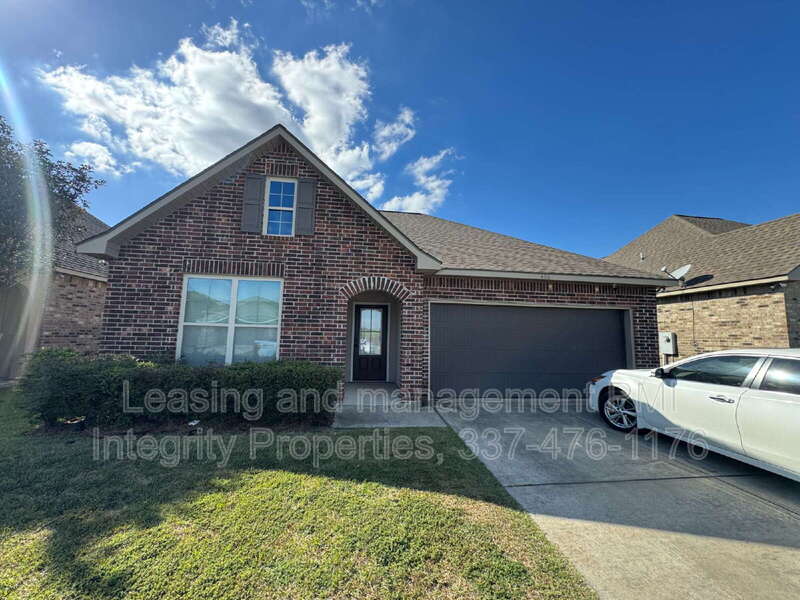 Youngsville House: 406 Gray Birch Lp