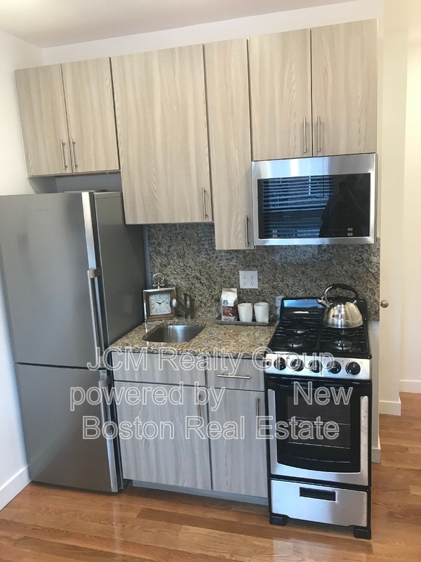 Chelsea Condo: 16 Fifth Street