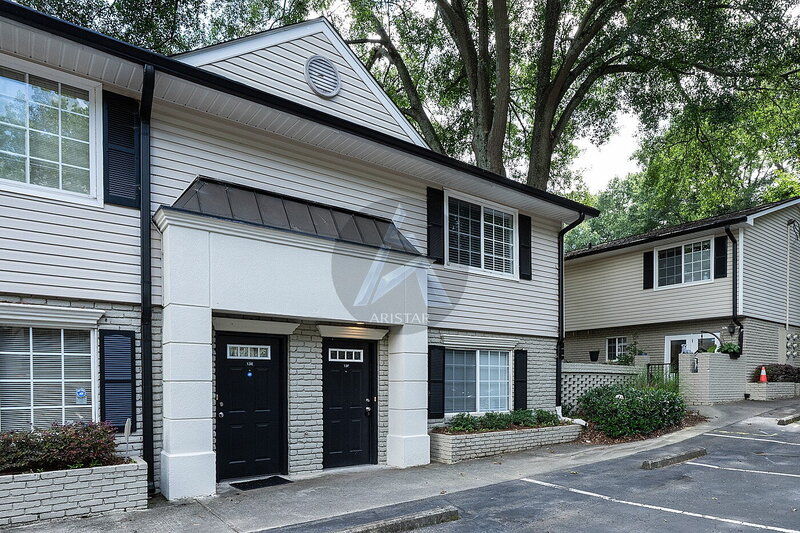 Sandy Springs Condo: 6940 Roswell Rd NE