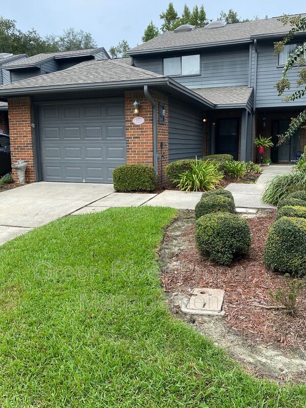 Middleburg House: 4129 Quiet Creek Loop