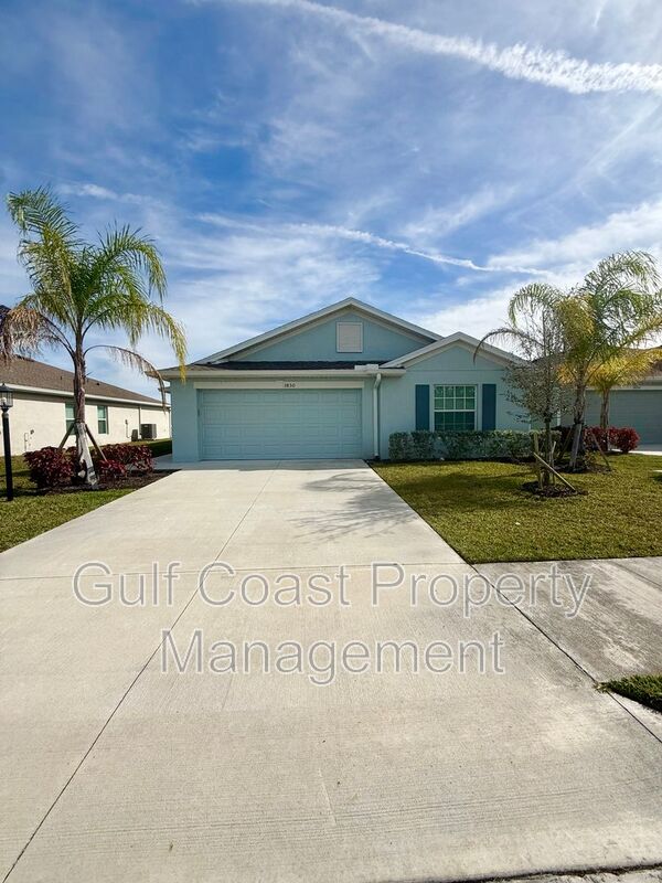 Fort Myers House: 3850 Treasure Oak Way