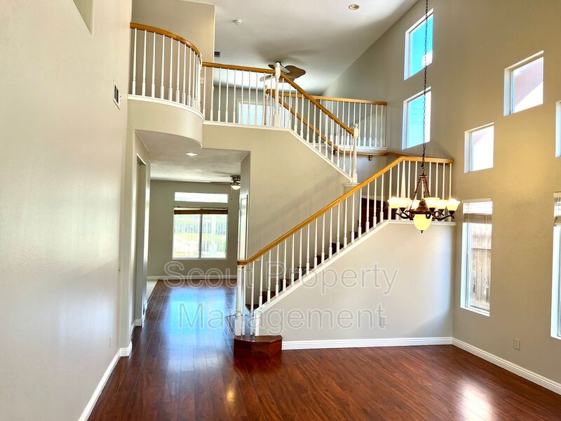 Murrieta House: 39511 Bainbridge Cr