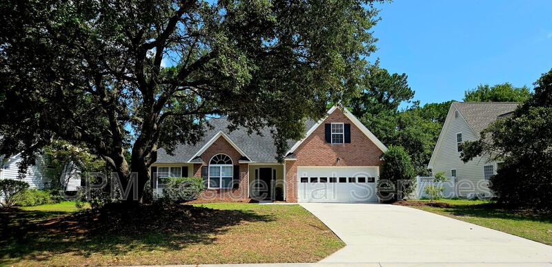 Wilmington House: 5005 Woods Edge Rd
