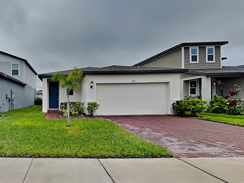 Winter Haven House: 2410 Brassie Ct