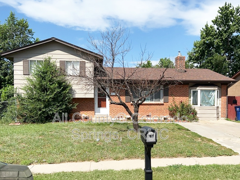 Colorado Springs House: 1910 Monterey Road