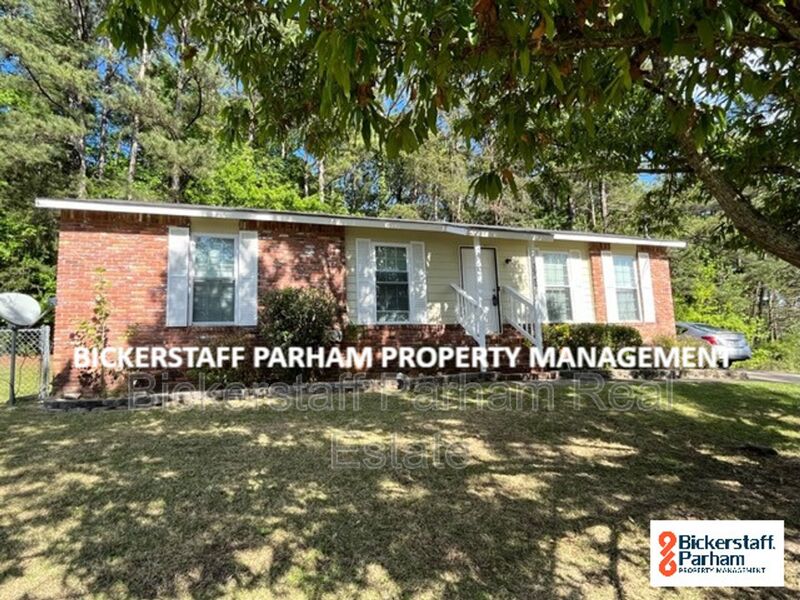 Phenix City House: 3902 Leisure Avenue
