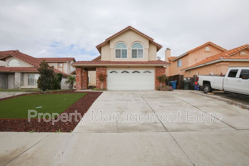 Temecula House: 30352 Sierra Madre Dr