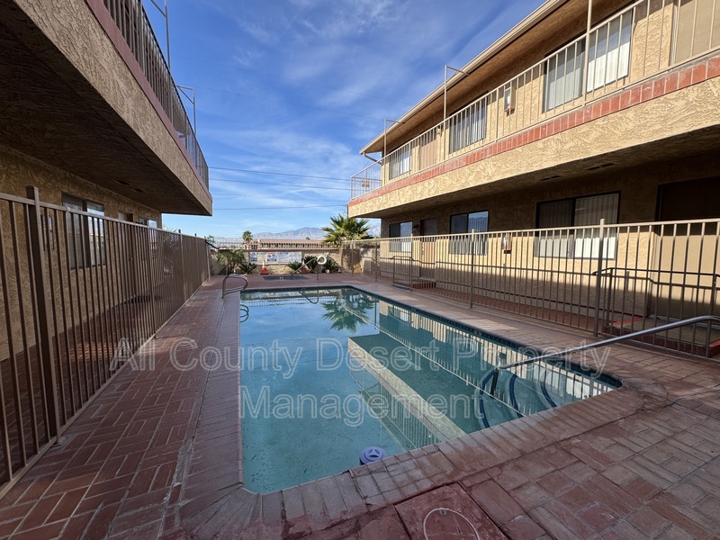 Desert Hot Springs Condo: 13079 Eliseo Road