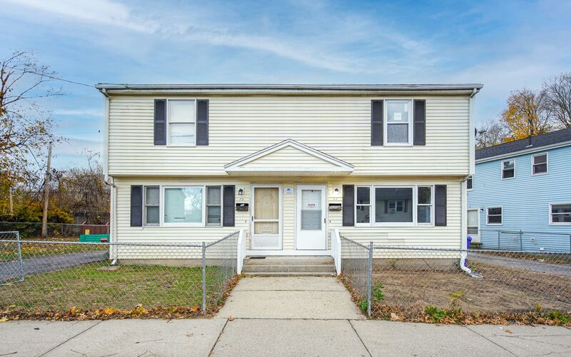 Springfield Condo: 77 Chester St.