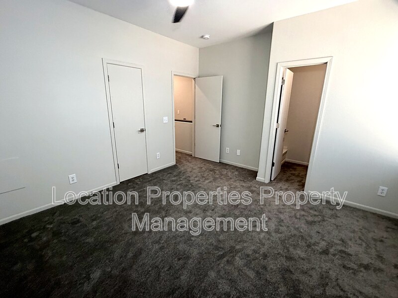 2201 Westdale Road - A3, Lawrence, Kansas rental photo 24 of 31