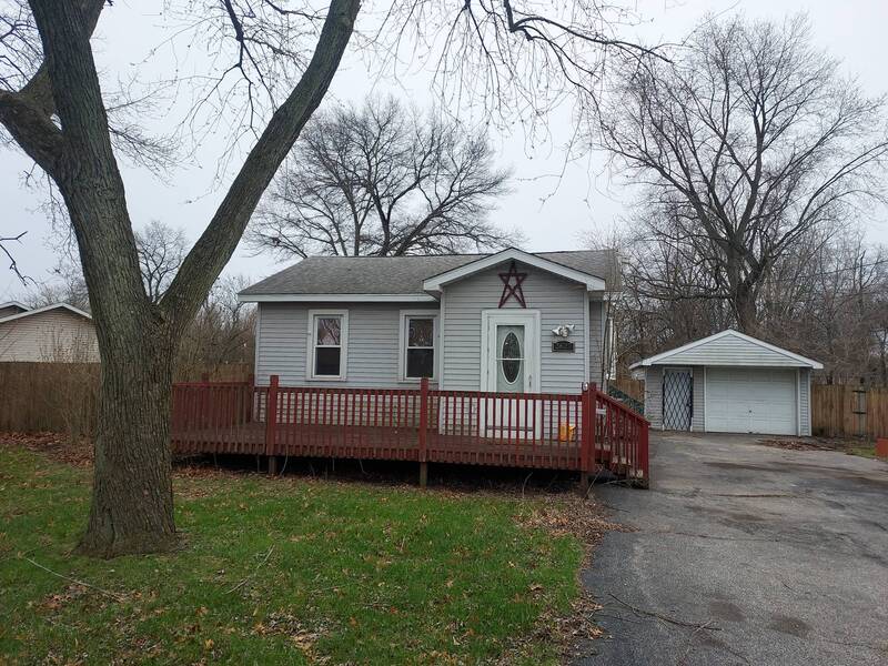 Lake Station House: 3627 East 35th Ave