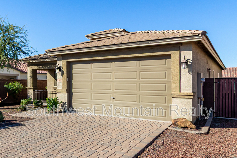 San Tan Valley House: 41540 n jacaranda