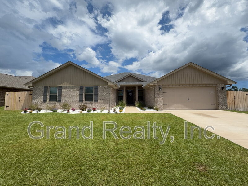 Milton House: 6264 Pineapple Dr