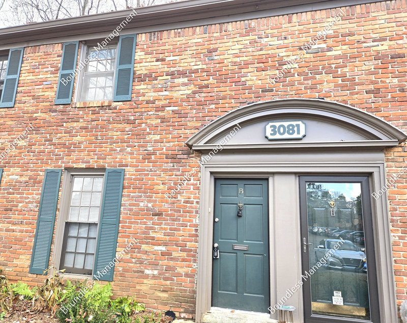 Atlanta Townhome: 3081 Colonial Way