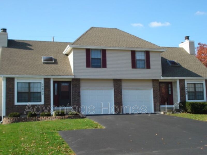 Lenexa House: 10832 Haskins