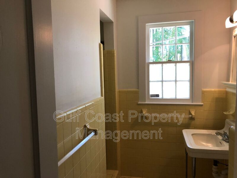 1838 Irving St Sarasota FL 34236 - Photo 11