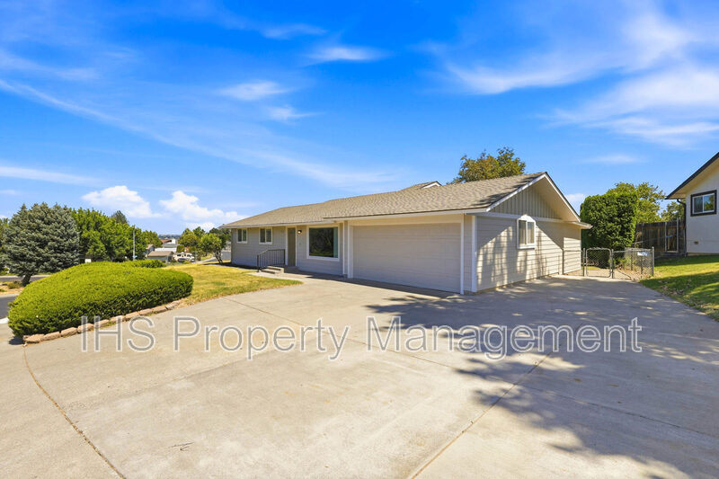 Richland House: 1506 Cimarron Ave.