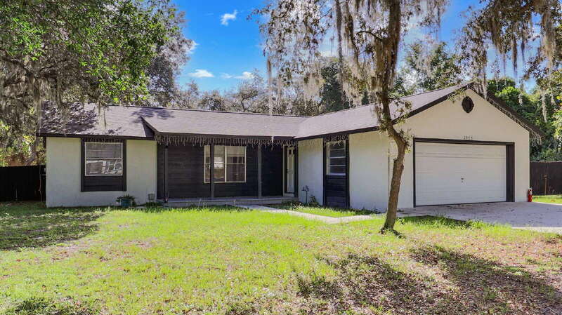 Oviedo House: 2963 Moore Dr