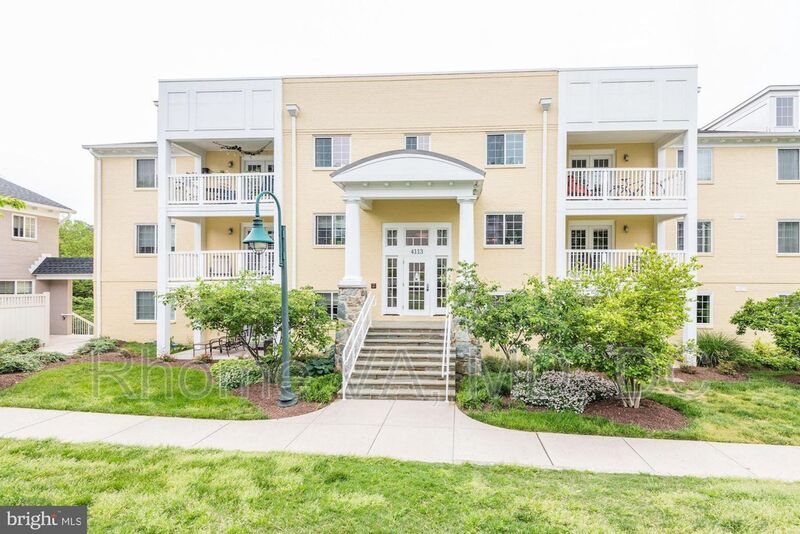 Arlington Condo: 4113 South Four Mile Run Dr.