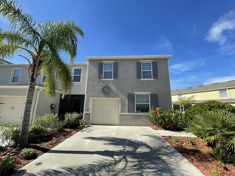 Davenport Townhome: 315 Arbor Lakes Dr