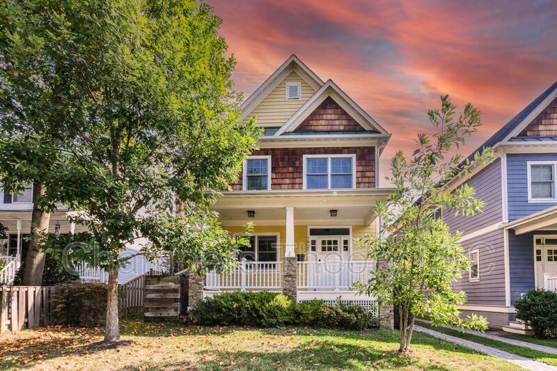 Arlington House: 1921 N George Mason Dr
