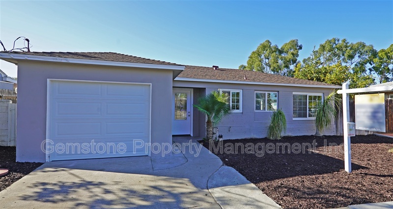 San Diego House: 5248 Tipton St