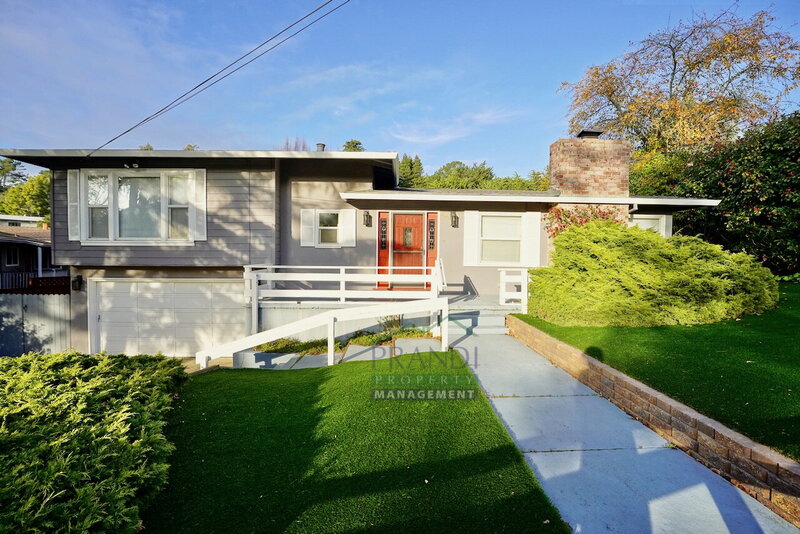Mill Valley House: 101 Reed Blvd