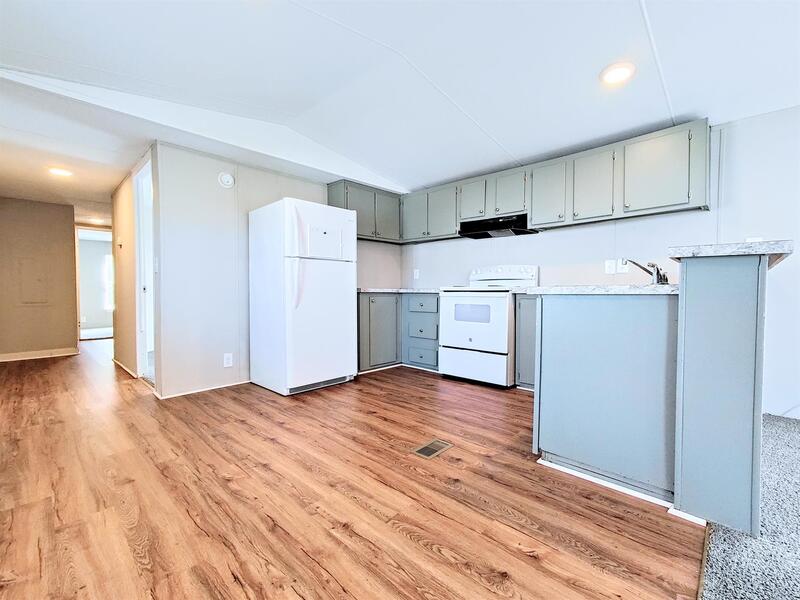 Rocky Mount House: 212 Sunshine Drive