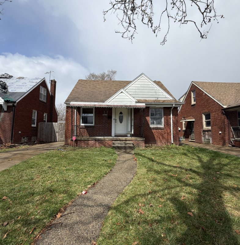 Detroit House: 16687 Collingham Drive