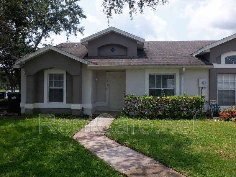 Orlando House: 14557 Laguna Beach Cir.