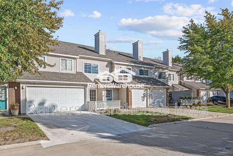 Ankeny Townhome: 1323 SE Delaware Ave