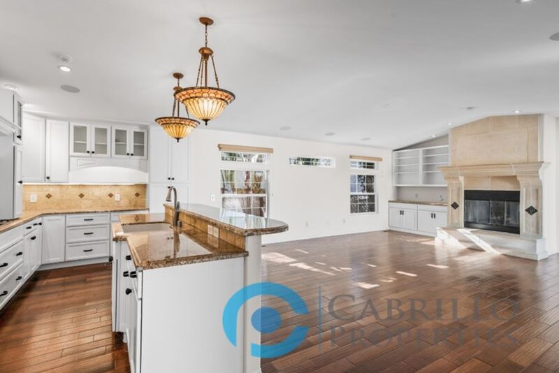 La Jolla House: 7940 La Jolla Shores Drive