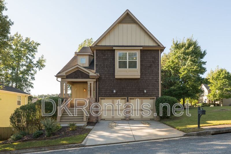 Atlanta House: 2707 Silver Hill Terrace SE