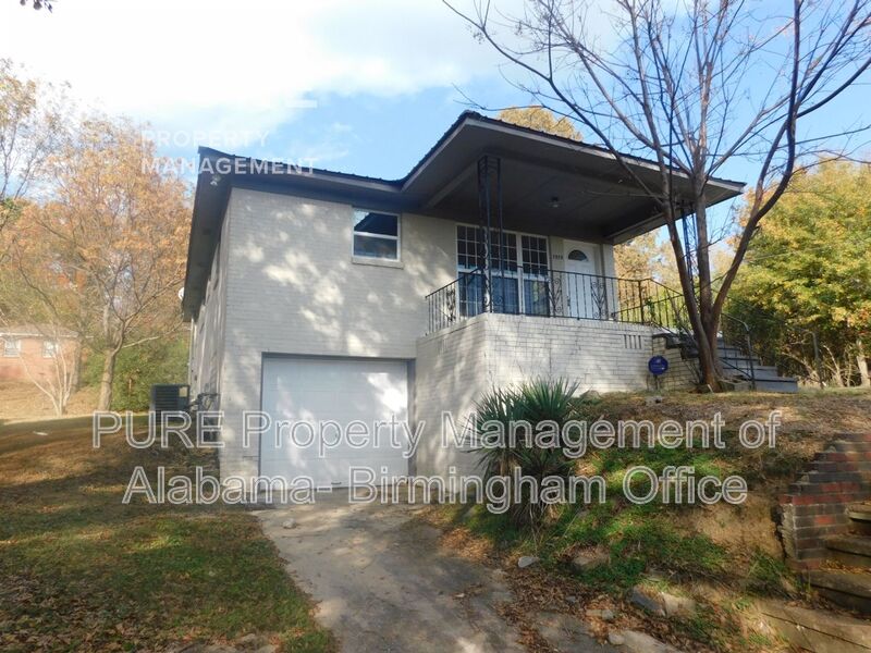 Birmingham House: 2028 Progress Street