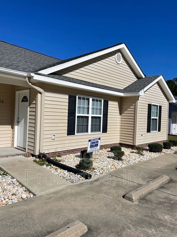 Pink HIll House: 2718 Hatteras Dr.