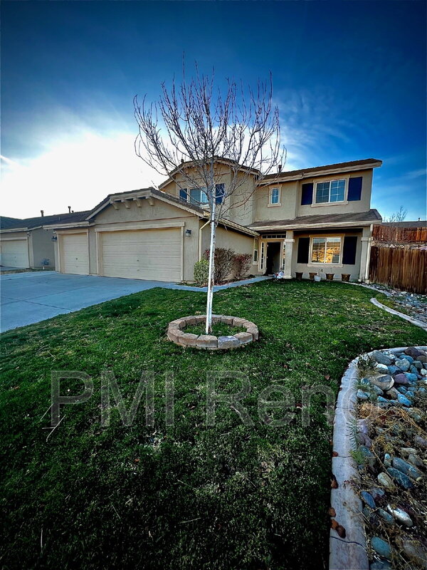 Fernley House: 1720 Oak Dr
