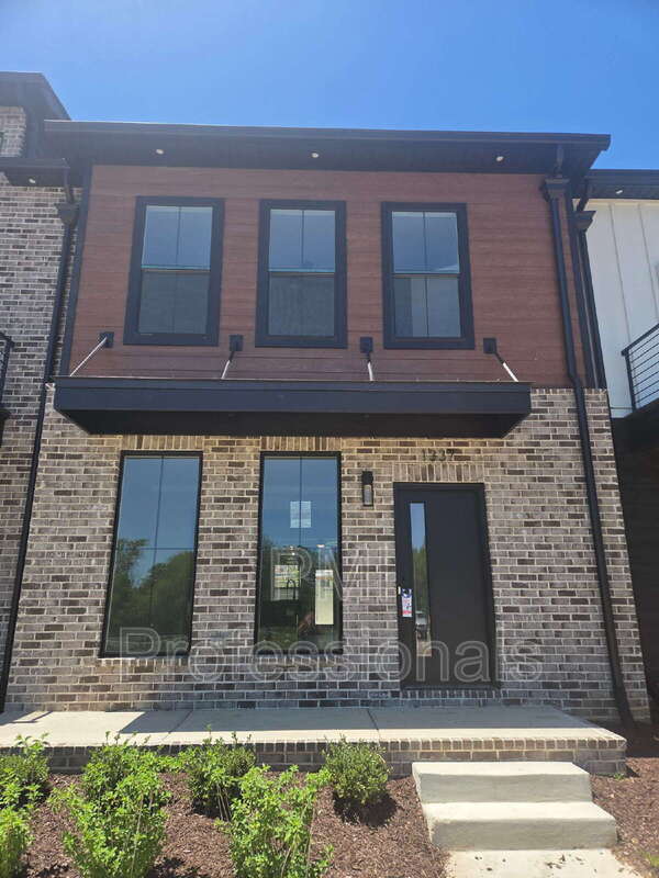Murfreesboro Townhome: 1337 Rebecca Johns Dr