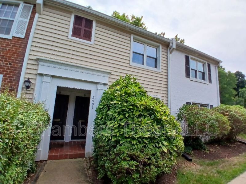 Arlington Condo: 2501-D S Walter Reed Dr