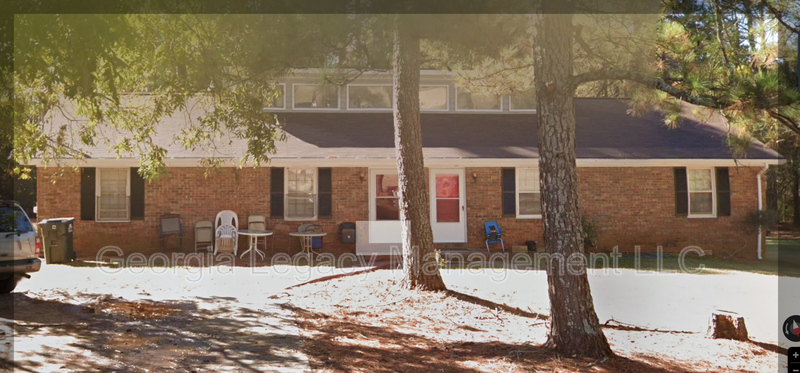 Athens House: 367 Fowler Drive