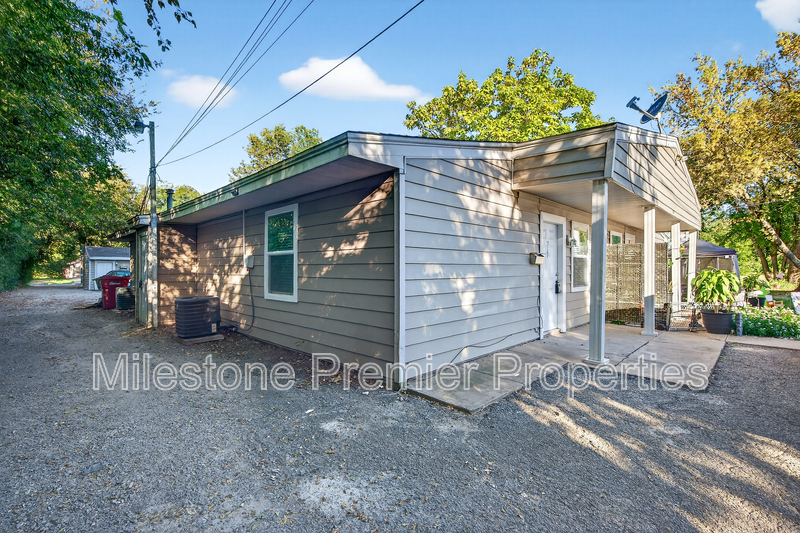 Sherman Condo: 816 South Crockett Street Unit 2