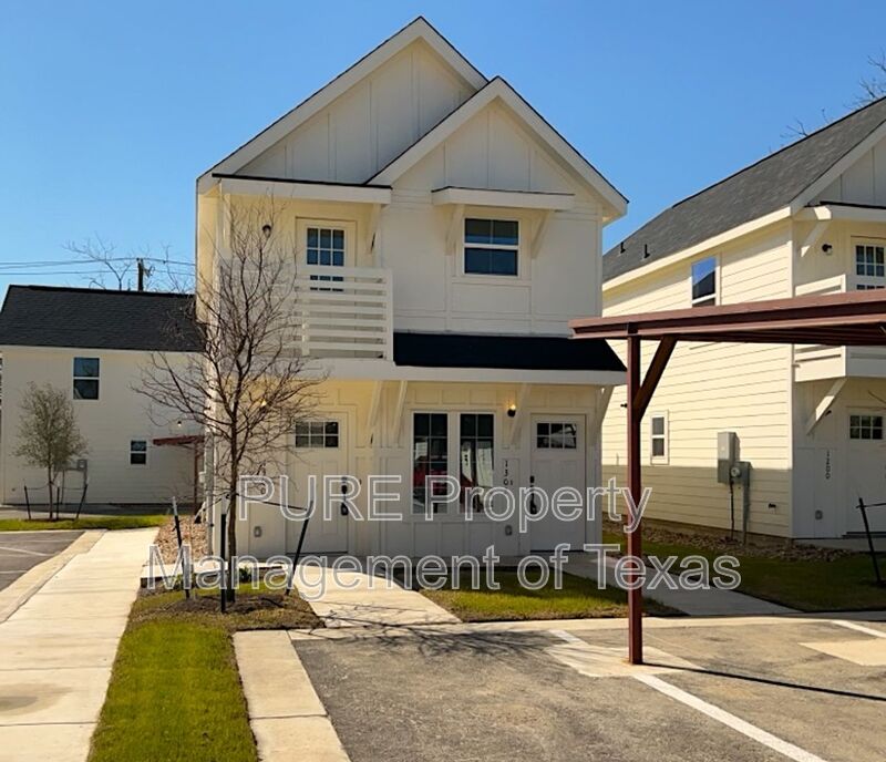 Taylor Condo: 2002 2nd St