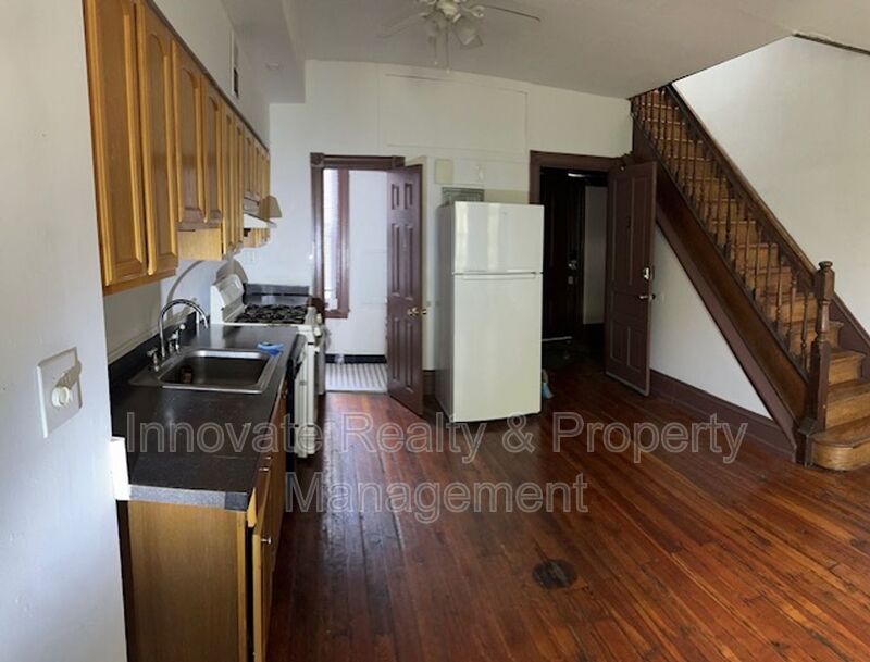 Philadelphia House: 4416 Locust Ave