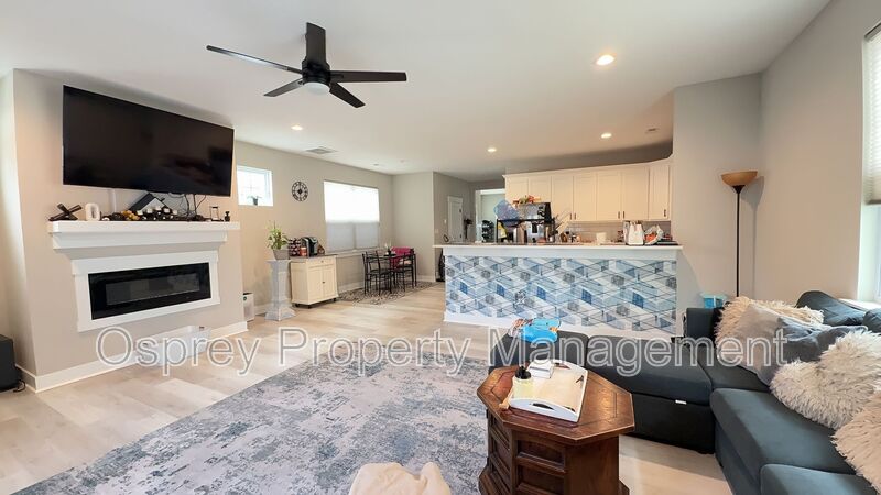 Modern 4-Bedroom Virginia Beach Home Near Town Center! - Photo 8
