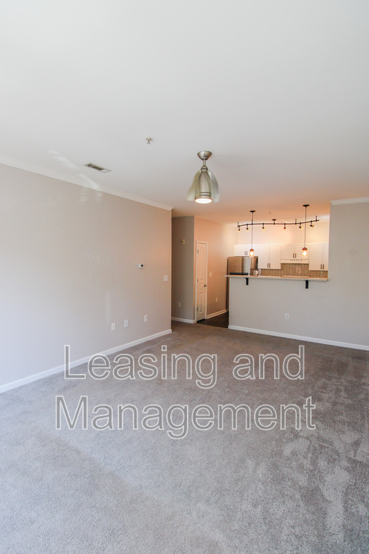 Charleston Condo: 600 Bucksley Lane