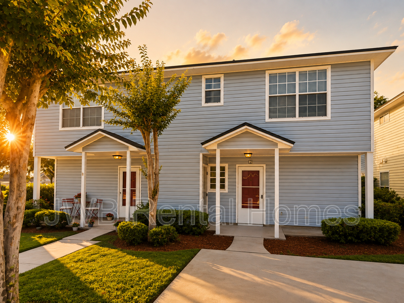 Jacksonville Townhome: 85 5th St W