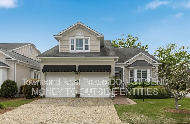 Fayetteville House: 200 Litchfield Pl.