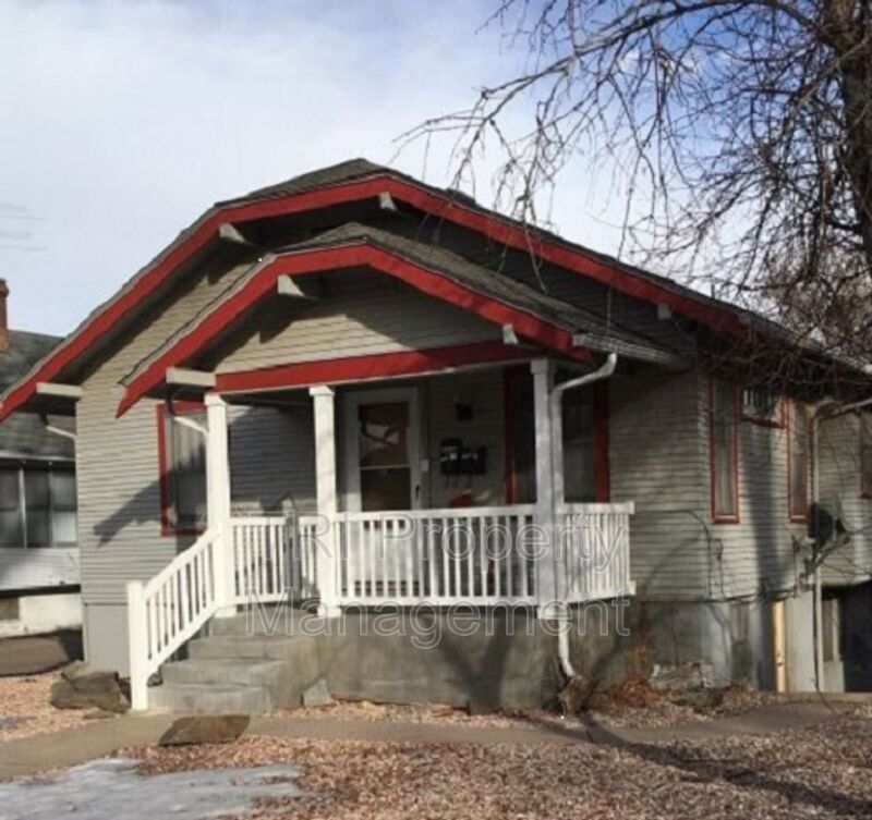 Greeley House: 1938 8th Avenue