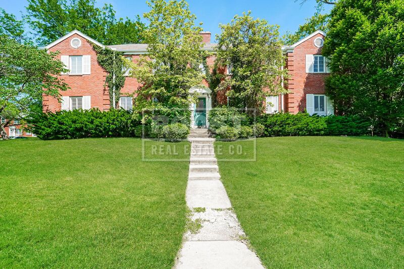 Columbus House: 2010 Elmwood Ave
